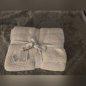 Barefoot Dreams CozyChic Stripe Border Mix Blanket